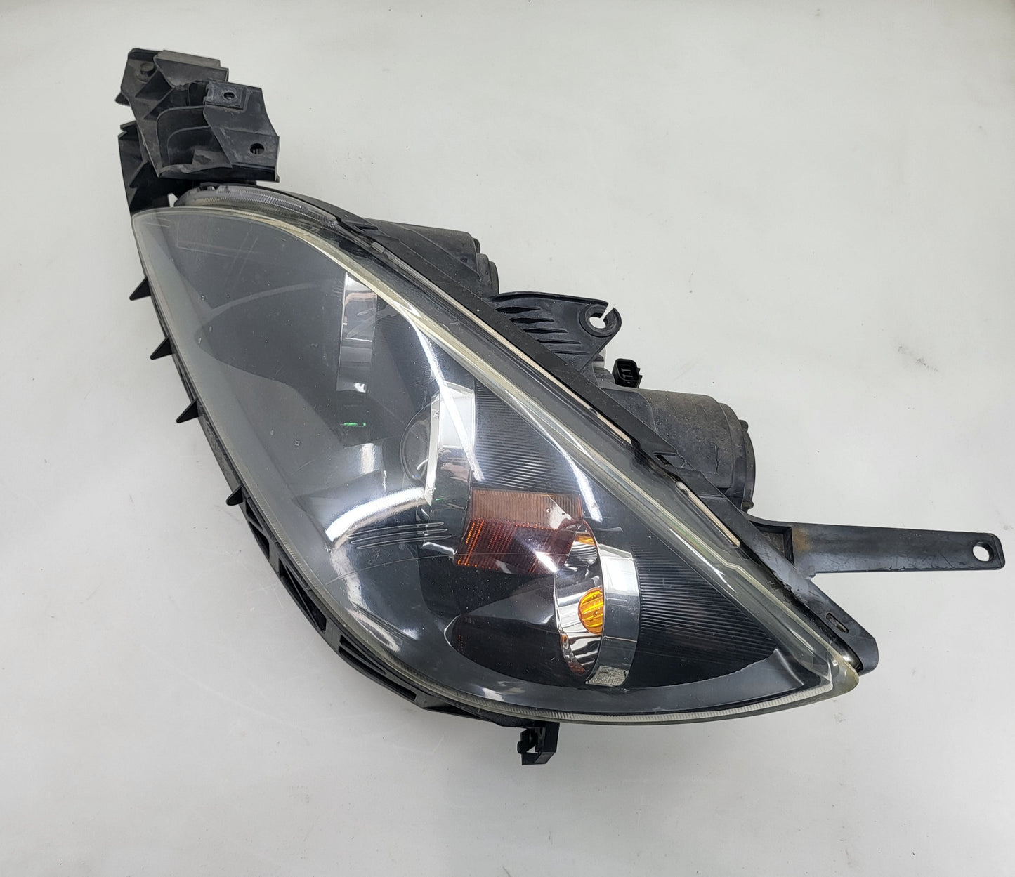 2007-2009 OEM Driver side headlight HID Mazdaspeed 3 gen 1