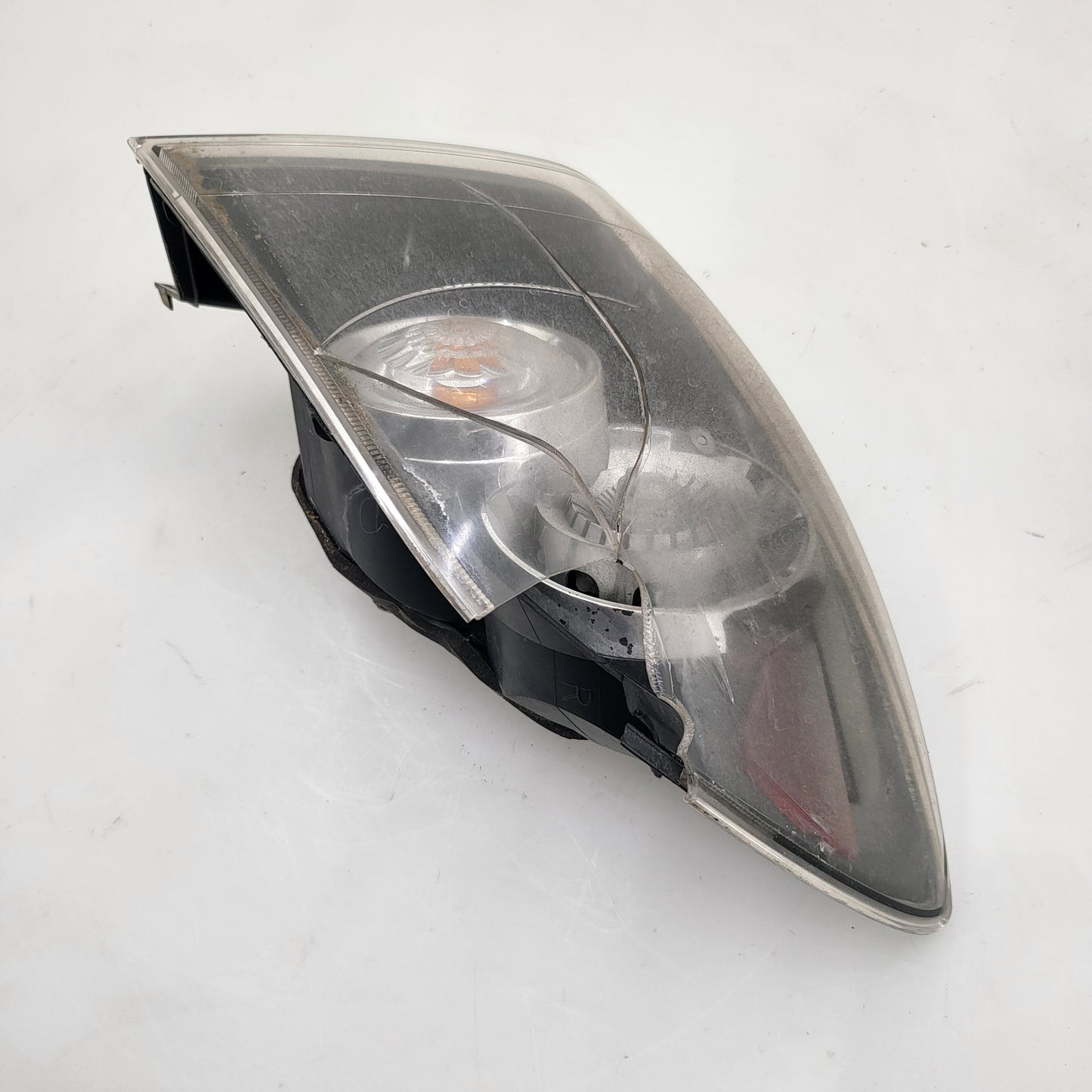 Mazdaspeed 3 gen 1 GT LED OEM Passenger outer tail light damaged